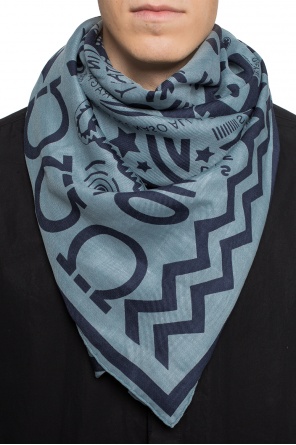 Patterned shawl, zdjęcie 2 Patterned shawl od Salvatore Ferragamo